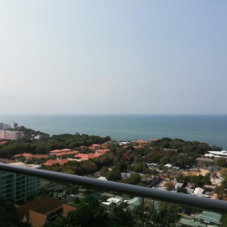 Cosy Beach View Apartments Pattaya Esterno foto