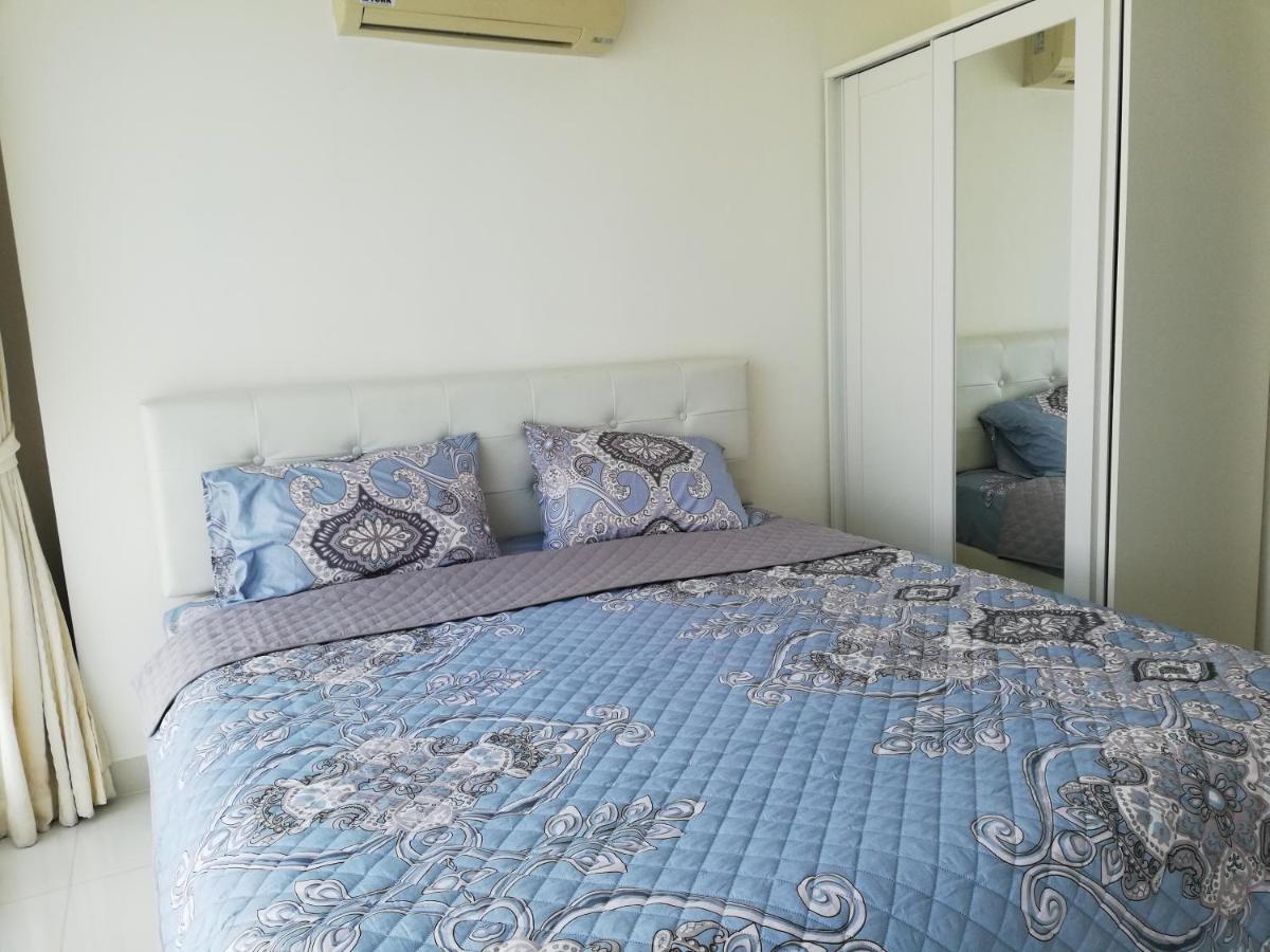 Cosy Beach View Apartments Pattaya Esterno foto