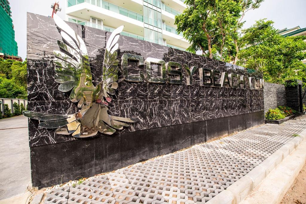 Cosy Beach View Apartments Pattaya Esterno foto