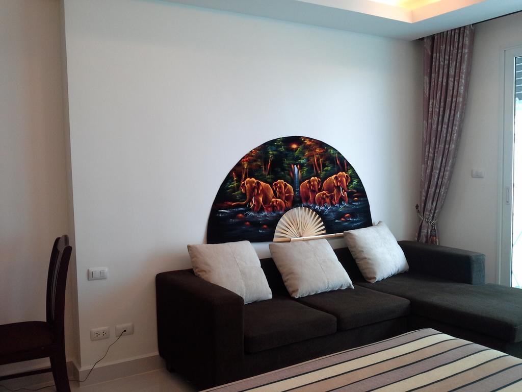 Cosy Beach View Apartments Pattaya Esterno foto