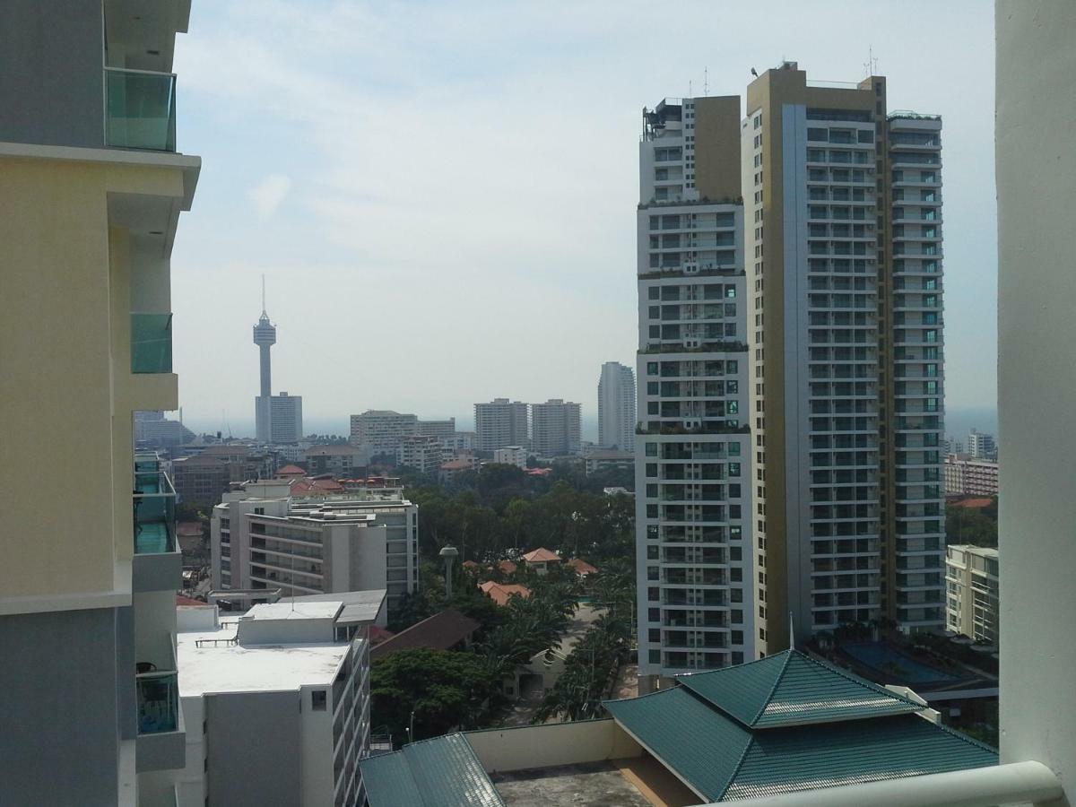 Cosy Beach View Apartments Pattaya Esterno foto
