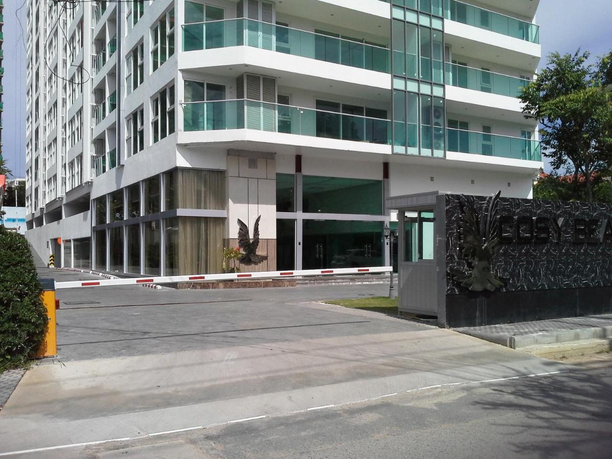 Cosy Beach View Apartments Pattaya Esterno foto